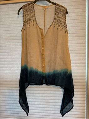 Sleeveless Dip-Dye Button Front Blouse in Beige and Teal